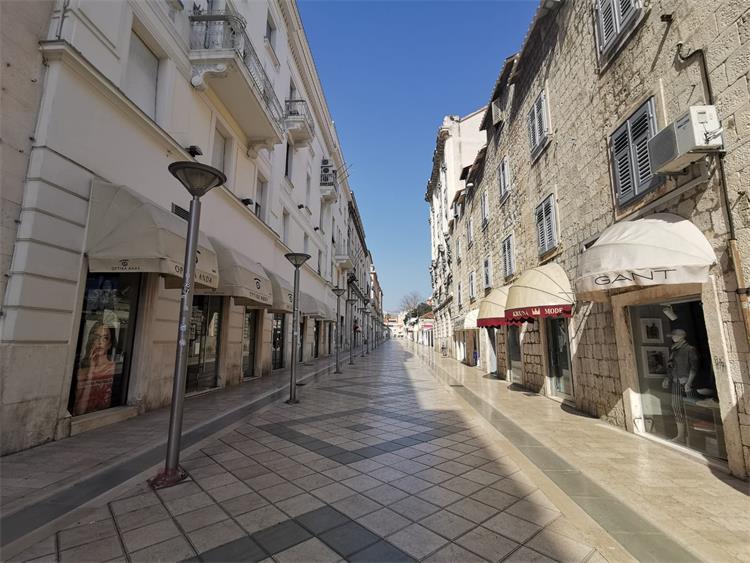 Slika /PU_SD/Slike/Marmontova Split.jpg